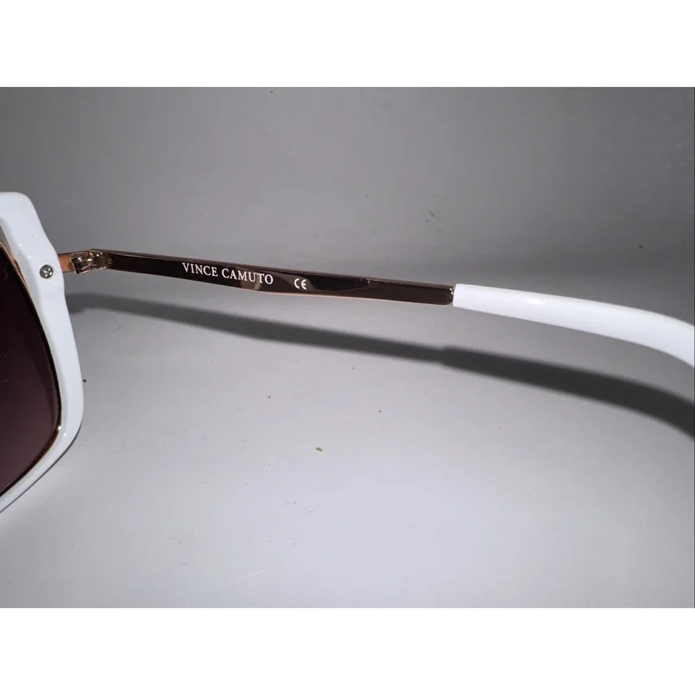 Vince Camuto vince camuto